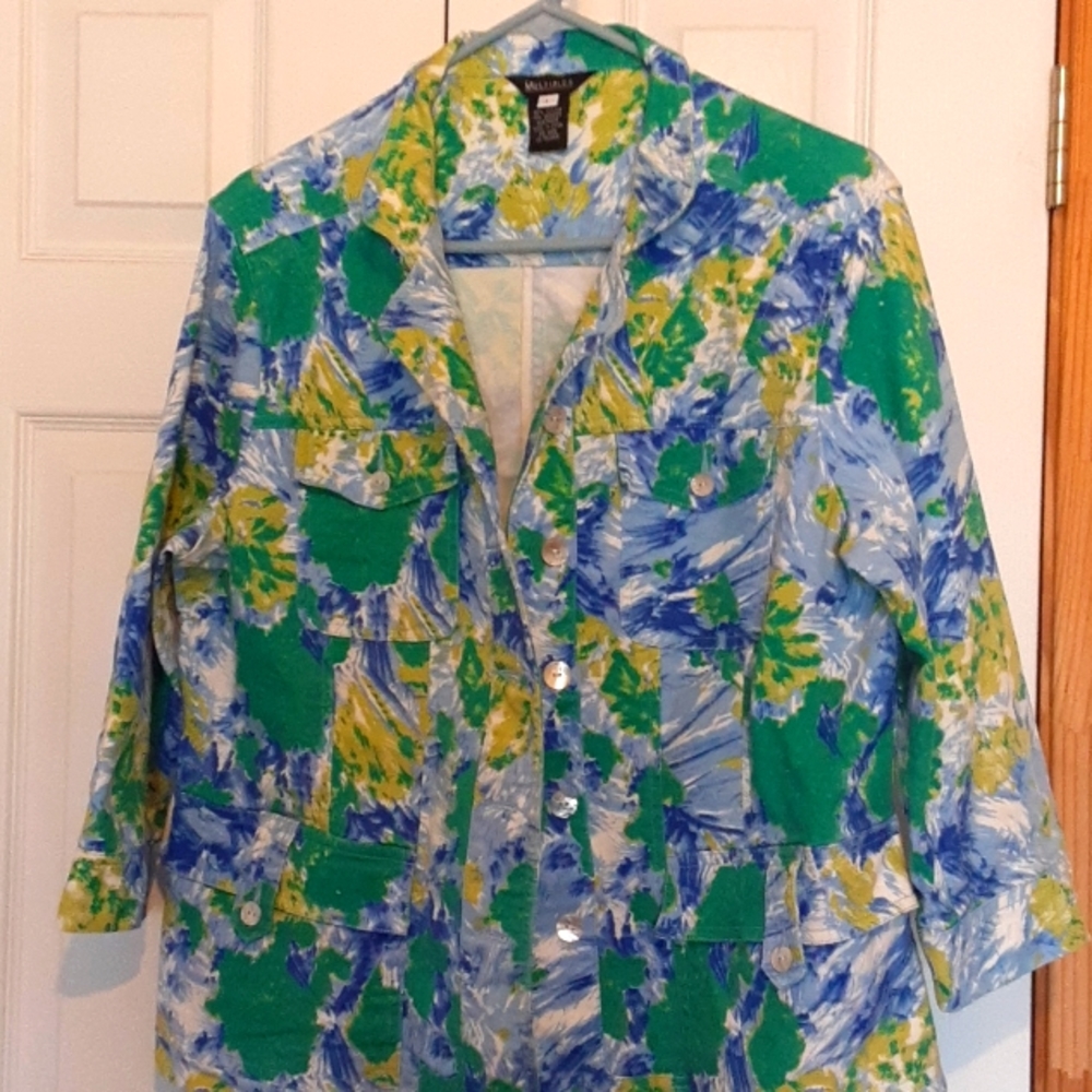 Ladies Jacket - Picture 2 of 13